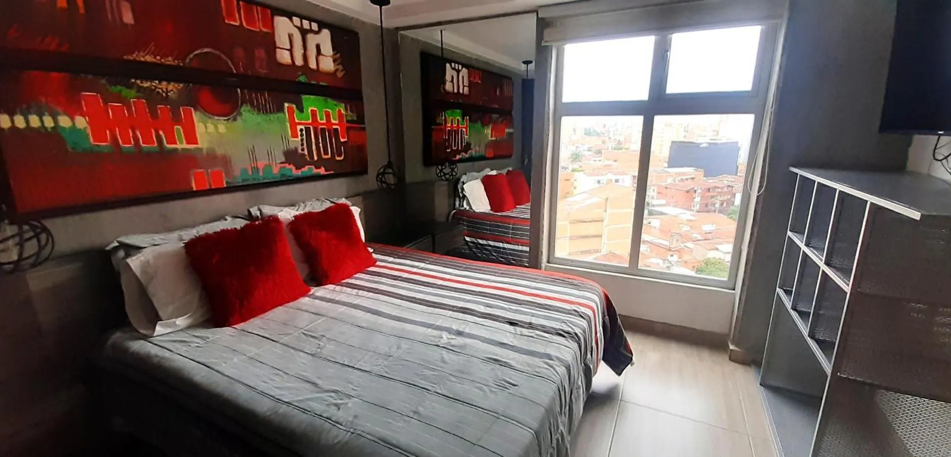 Apartment Stylish Loft In Laureles-Gorgeous Views & Comfort Medellin