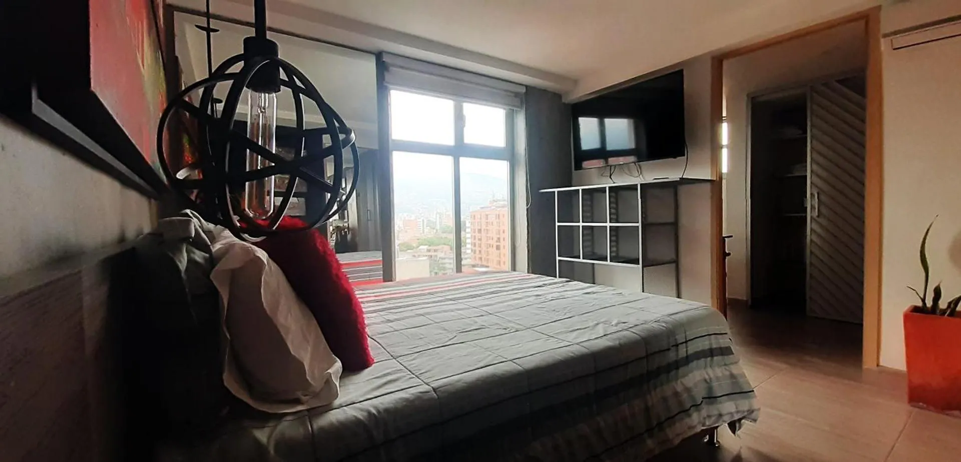 Stylish Loft In Laureles-Gorgeous Views & Comfort Medellin